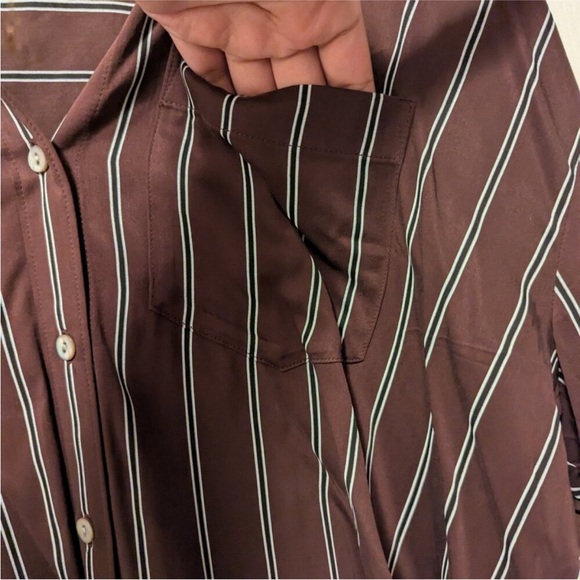 Madewell Oversize Satin Boyfriend Button-Up Shirt - Picture 5 of 9